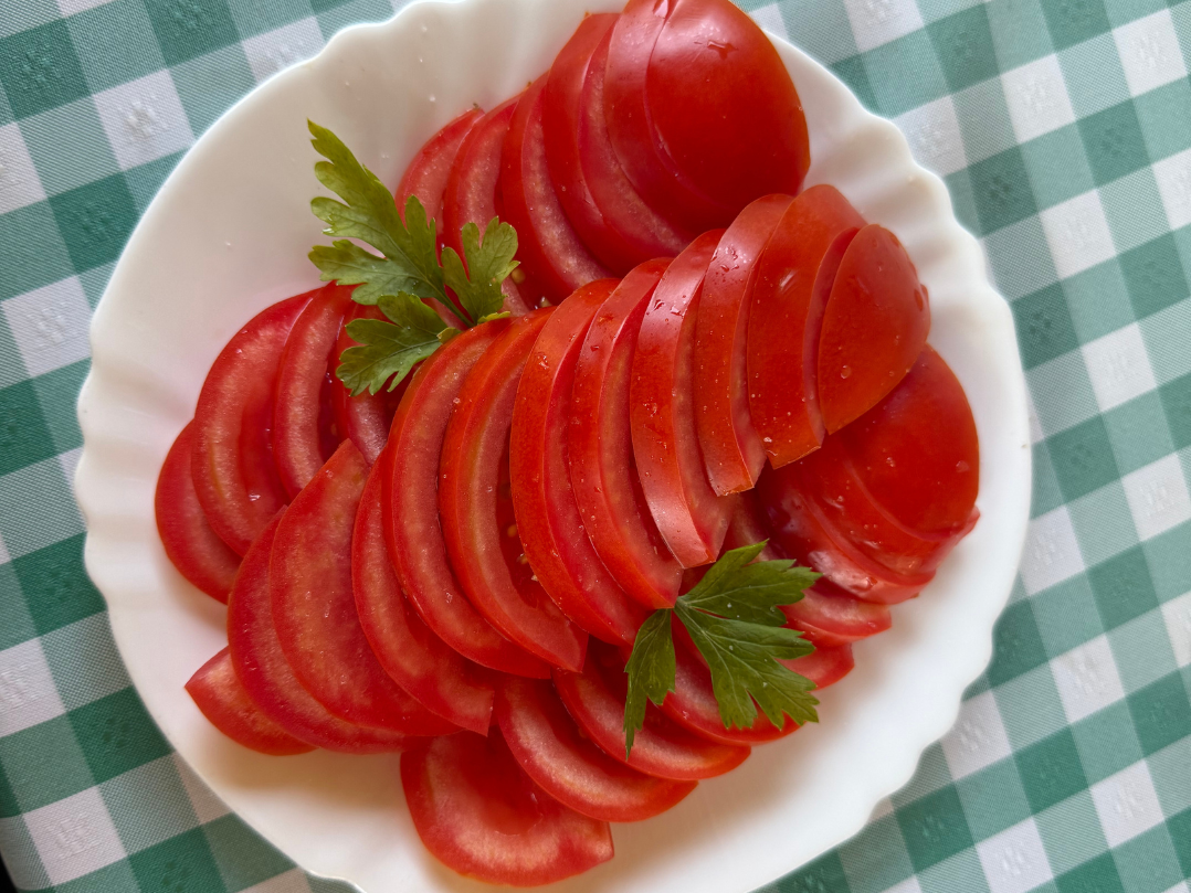 PARADAJZ SALATA